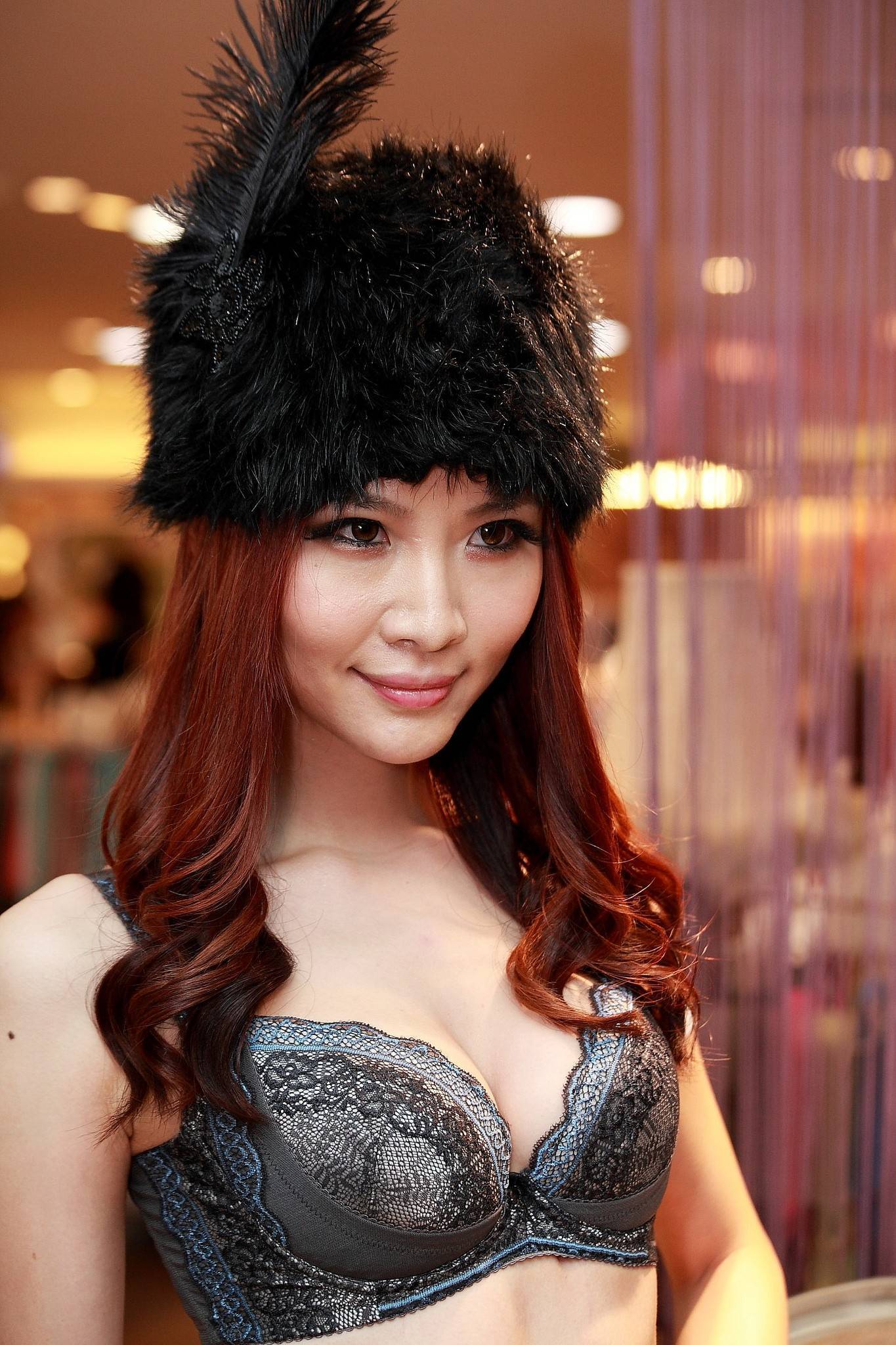 [Fashion Show] 曼黛瑪蓮.莎薇華哥爾 国产模特美女图片